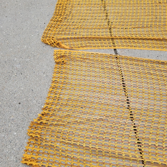 Vintage antique lace mcm curtains set of 2 - 79"x 48" gold yellow mesh lace - Picture 4 of 7